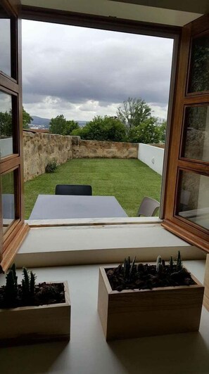 Interior - GuestReady - Catorze de Outubro Houses ii (Vila Nova de Gaia)