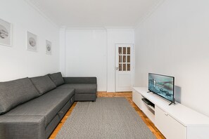 TV - GuestReady - Hospitality Atrium - Leite Residence (Vila Nova de Gaia)