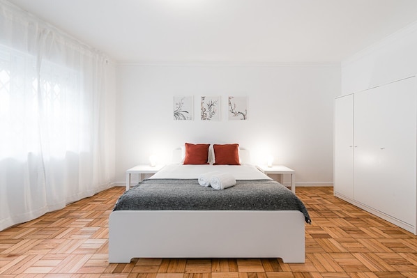 1 bedroom, desk, iron/ironing board, Internet - GuestReady - Hospitality Atrium - Leite Residence (Vila Nova de Gaia)