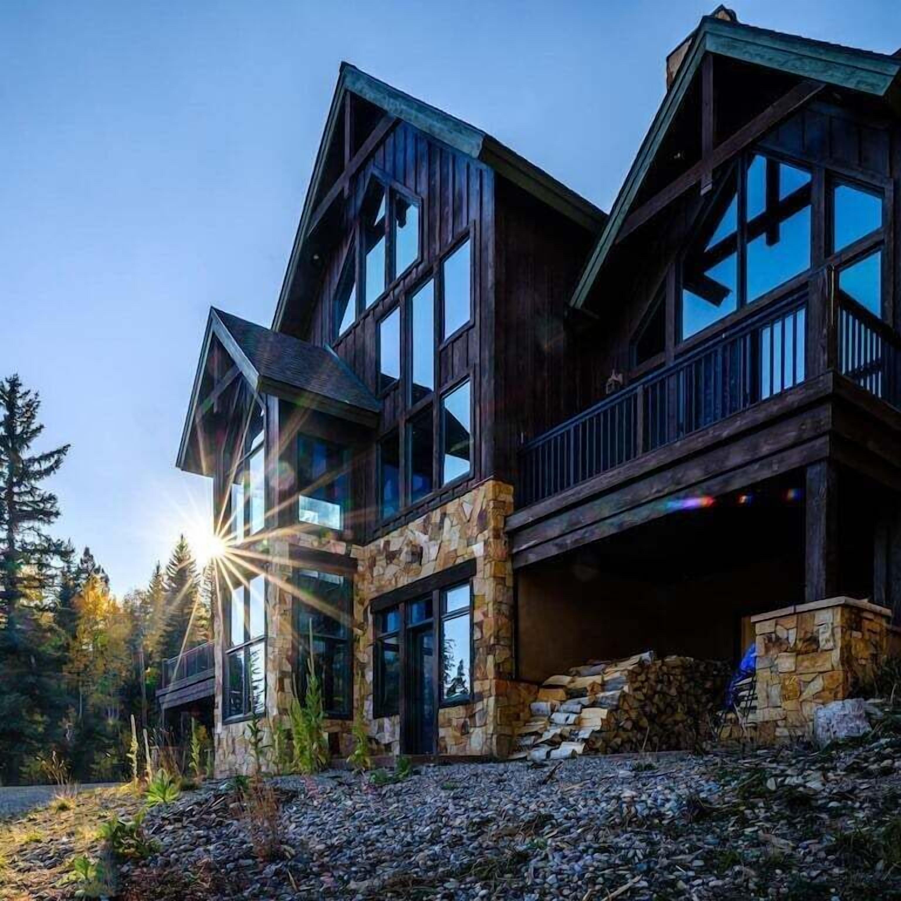 المنشأة من الخارج