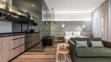 Desk, Internet, bed sheets