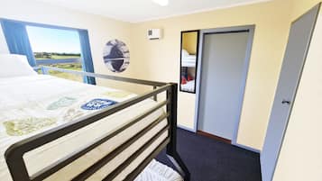 客房 (Queen Bunk) | 1 間睡房、熨斗/熨衫板、可攜式嬰兒床、免費 Wi-Fi