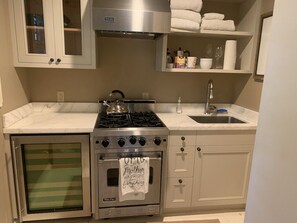 冰箱、烤箱、炉灶、茶具/咖啡用具