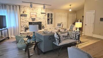 Smart TV, fireplace, video games, books