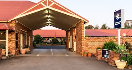 Parkes International Motor Inn