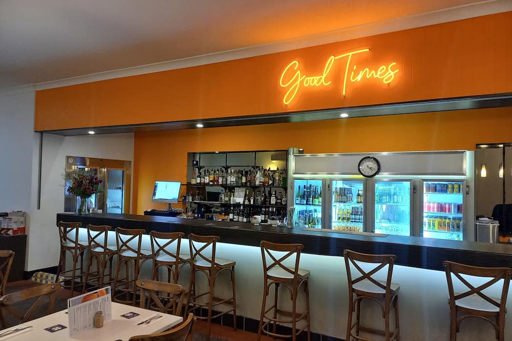 Parkes International Motor Inn