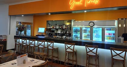 Parkes International Motor Inn