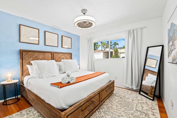 3 chambres, bureau, fer et planche à repasser, Wi-Fi