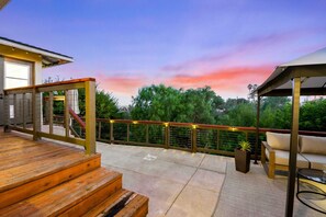 Terrace/patio - South Park | Mountain Views | Central | Tranquil (San Diego)