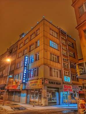 Front of property - Camlıca Hotel (Kayseri)