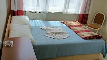 Free WiFi, bed sheets