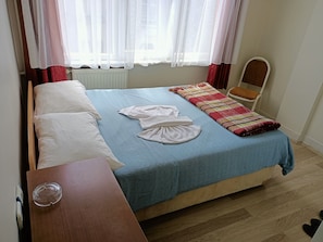 Basic Double Room, 1 Double Bed | Free WiFi, bed sheets - Camlıca Hotel (Kayseri)