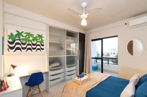 Praia das Dunas at 900 m, Garage, Wi-fi, and TV