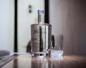 Habitación Confort doble | Ropa de cama de alta calidad y edredones de plumas