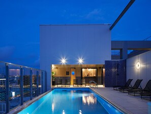 Rooftop pool