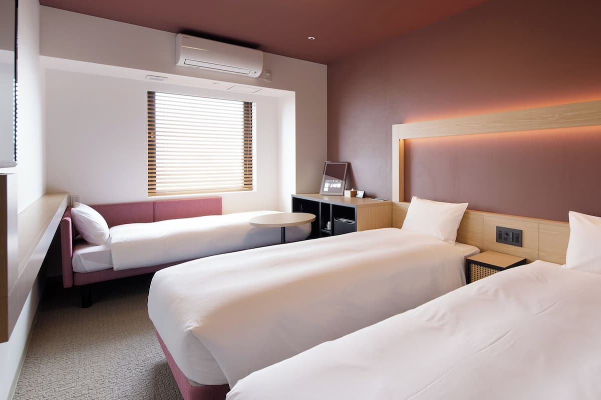 Couette en duvet d'oie, rideaux occultants, Wi-Fi gratuit, draps fournis