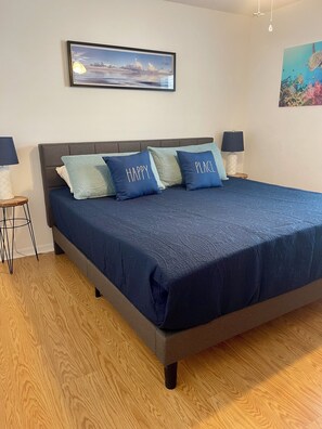 2 bedrooms, desk, iron/ironing board, free WiFi