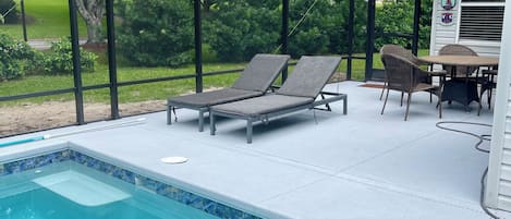 Outdoor pool, a heated pool