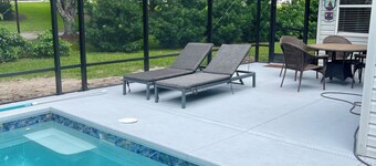 Private heated in-ground pool oasis with golf cart in Rio Grande!