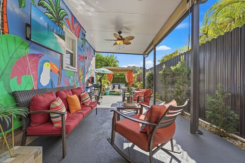 2BD/1B/7PPL/Wi-Fi/BBQ/SPA/Free Parking & Washer/Dryer