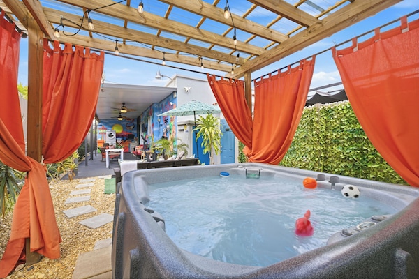 Patio & Jacuzzi Spa Area