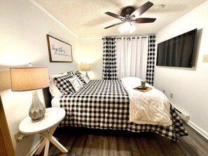 1 quarto, Wi-Fi de cortesia, roupa de cama