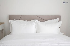 Blackout curtains, free WiFi, bed sheets, wheelchair access - UNA Sunway Velocity by Unimax (Kuala Lumpur)