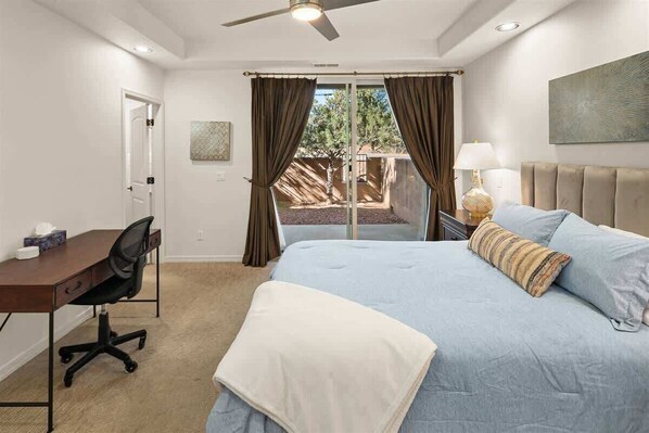 2 bedrooms, desk, iron/ironing board, free WiFi