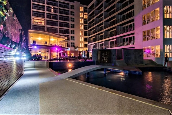 Sea view studio - Condo with pool, quiet spot D4 (8878)