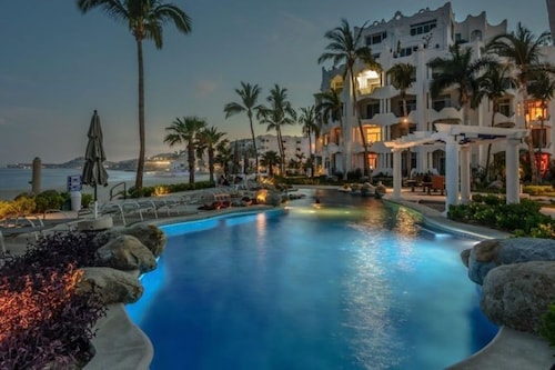 Mykonos Bay Resort at Zippers Surf Break