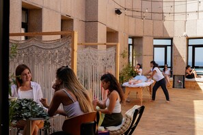 Outdoor dining - SEVEN Tel Aviv (Tel Aviv)