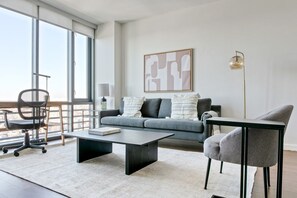 Fernseher, Stereoanlage