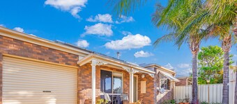 Collier Terrace: charming + central