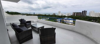 Beautiful Renovated Apartment In Casablanca