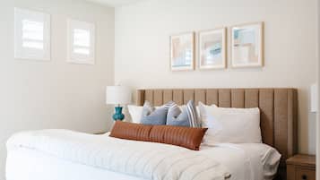 3 bedrooms, travel crib, WiFi, wheelchair access