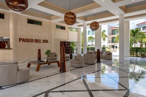 Lobby - Garden Floor Condo with amazing pool at Paseo del Sol (Solidaridad)