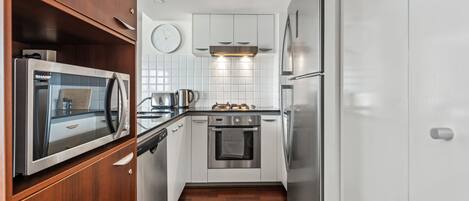 Fridge, microwave, oven, dishwasher