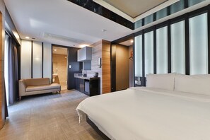 Terrace Ocean | تجهيزات عازلة للصوت وواي فاي مجانًا وملاءات أسرّة