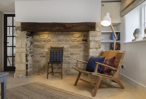 TV, fireplace, DVD player