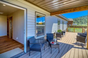 Terrace/patio - Grey Rock Cottage: Hot Tub, Pet-Friendly, Mountain Views, Near Lake and San Juan National Forest! (Pagosa Springs)