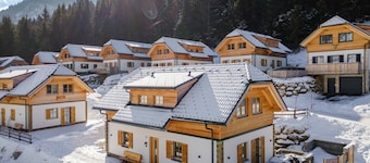 Chalet with sauna and hottub near ski lift