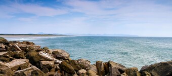 Dog-friendly and golf course-adjacent home with gas fireplace and deck