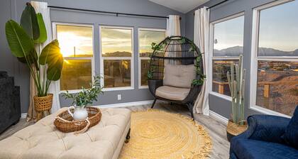 🌵 Cozy Desert home + Stunning Views + Peaceful Vibes Near Laughlin