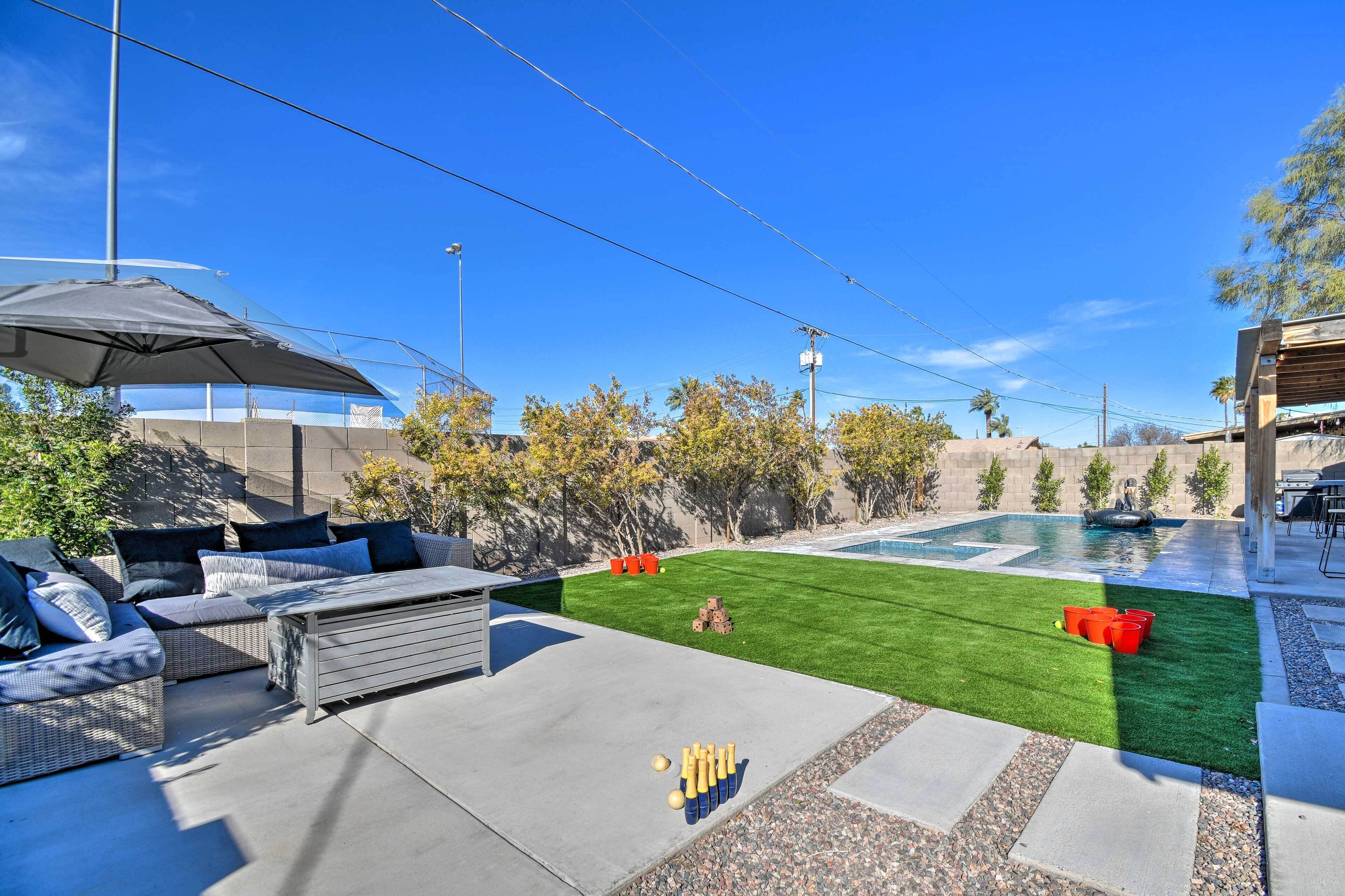 Luxe Scottsdale Retreat w/ Pool & Hot Tub!