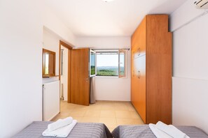 5 soverom, strykejern/-brett, wi-fi (inkludert) og sengetøy