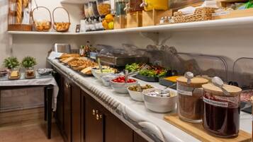 Desayuno buffet todos los días (con cargo)