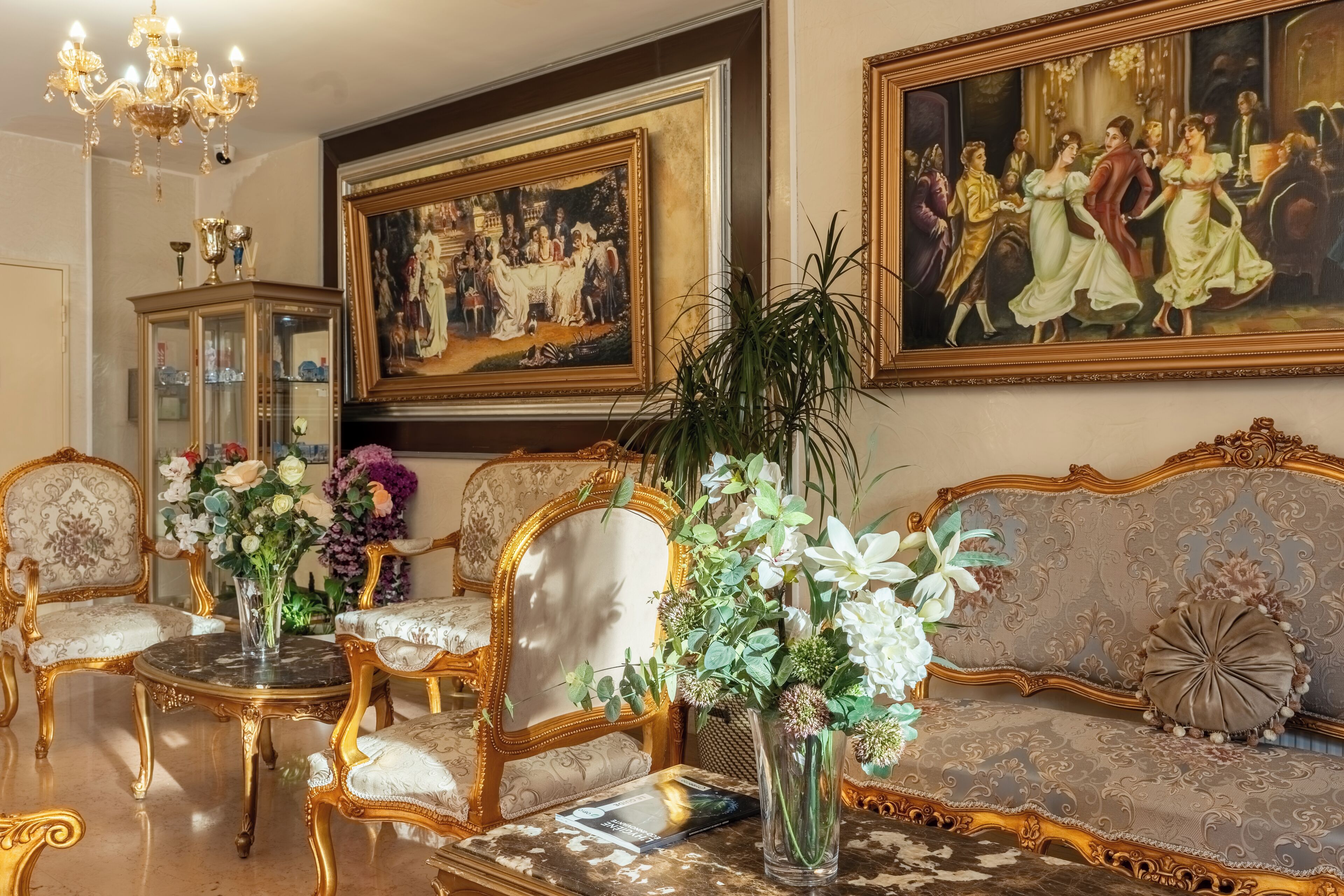 Photo - Hotel Royal