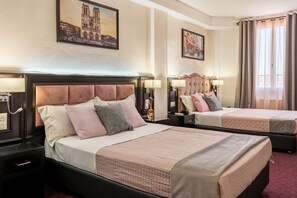 Deluxe Suite - HOTEL ROYAL (Ivry-sur-Seine)