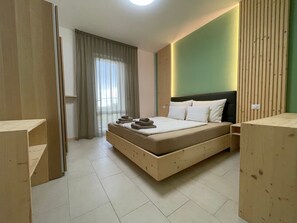 2 quartos, Wi-Fi de cortesia, roupa de cama
