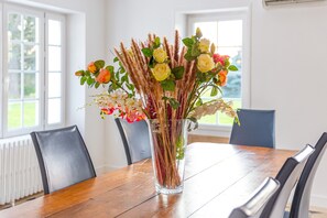 Dining - Charming 240m2 house with additional 80 m2 detached building (Orvilliers)